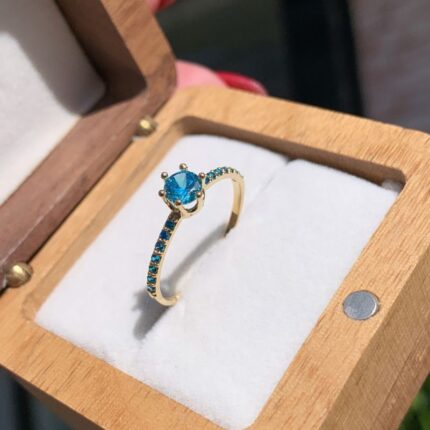 Anel Solitário Realeza Ocean em Ouro 18k/750