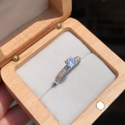 Anel Solitário Athenas em Prata 925