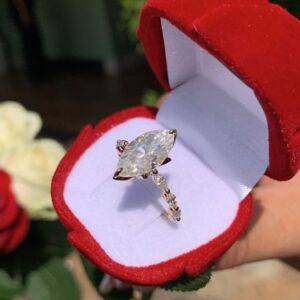 Anel Solitário Skye em Ouro 18k/750