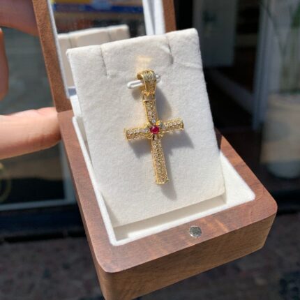 Pingente Cruz Cravejada em Ouro 18k/750