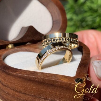 Par de Alianças Geórgia Feminina 4,5mm e Masculina 5,5mm em Ouro 18k/750