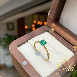 Anel Solitário Veneza Green em Ouro 18k/750