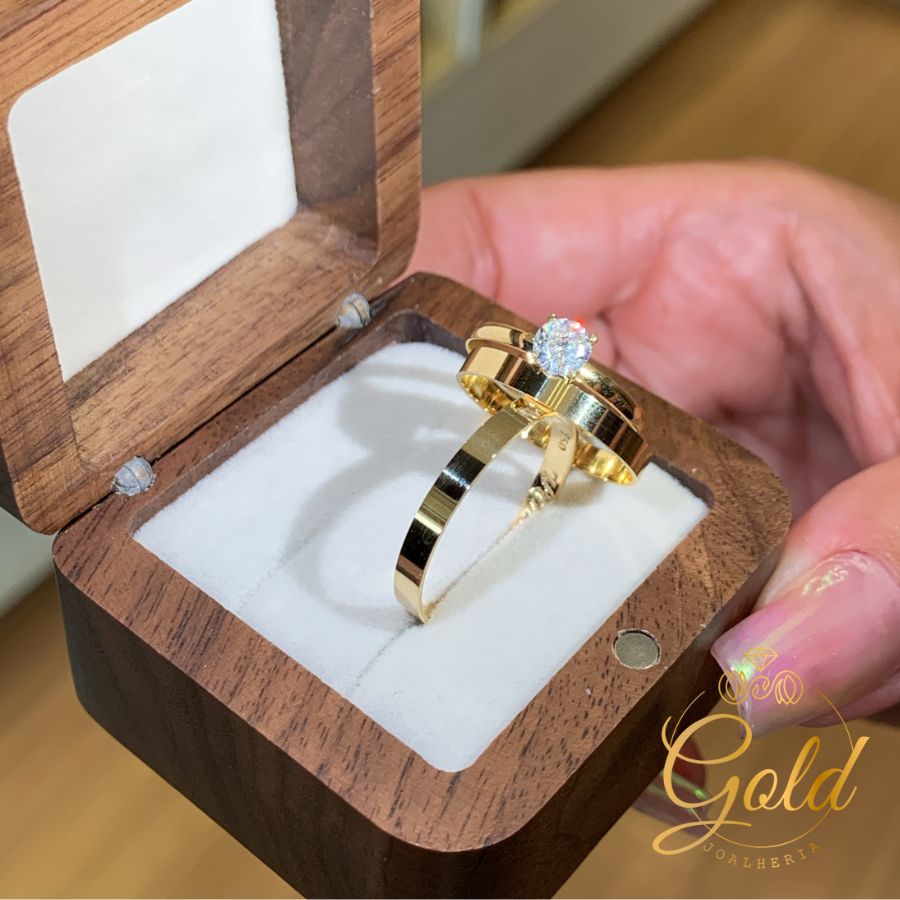 Trio de Alianças Paris 2,5mm + Anel Solitário Lírio em Ouro 18k_750 (2)