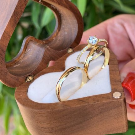 Trio de Alianças Abaulada 2,5mm + Anel Solitário Realeza em Ouro 18k/750