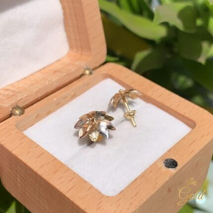 Par de Brincos Flor 3 Ouros em Ouro 18k/750