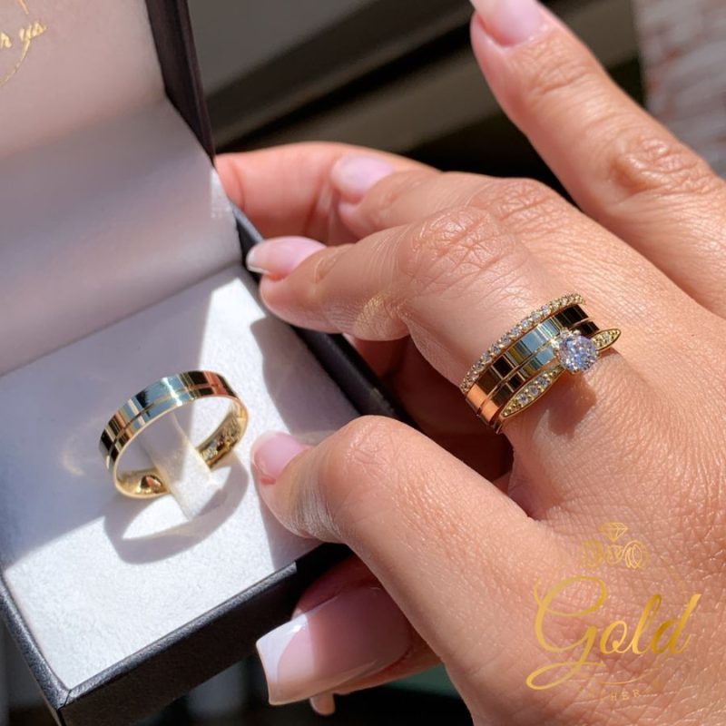 Conjunto de Alianças Berlim 4,5mm + Anel Solitário Santorini + Aparador Meia Volta de Pedras em Ouro 18k_750 (3)