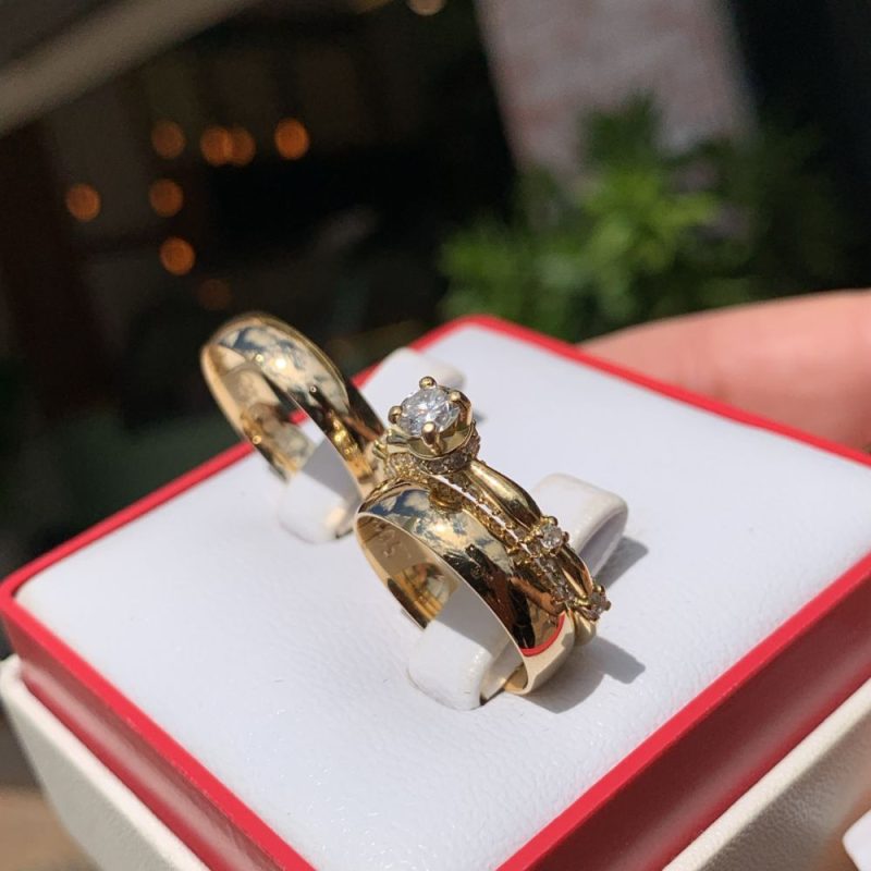 Trio de Alianças Abaulada 4,5mm + Anel Solitário Majesté em Ouro 18k_750